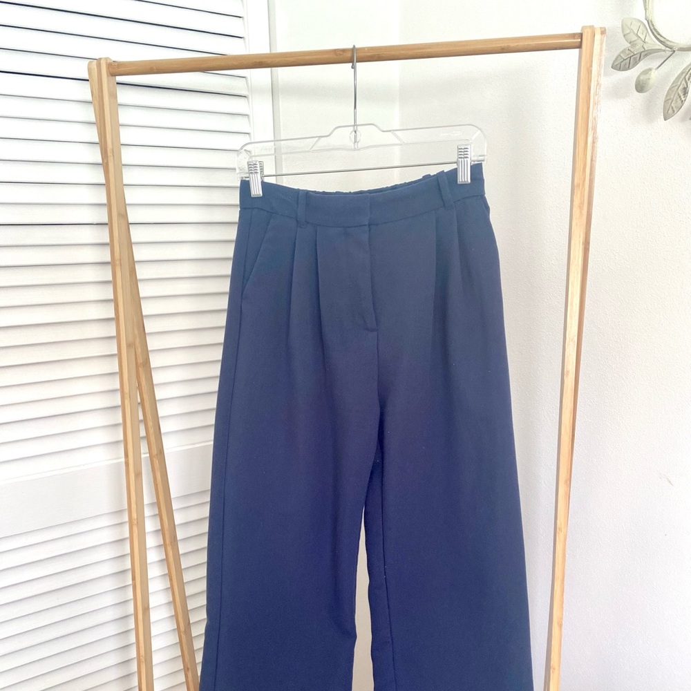 Abercrombie and Fitch Sloan Tailored Pant